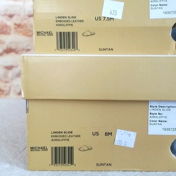 New Michael Kors Linden Croc-Embossed Sandals - Picture 10 of 13